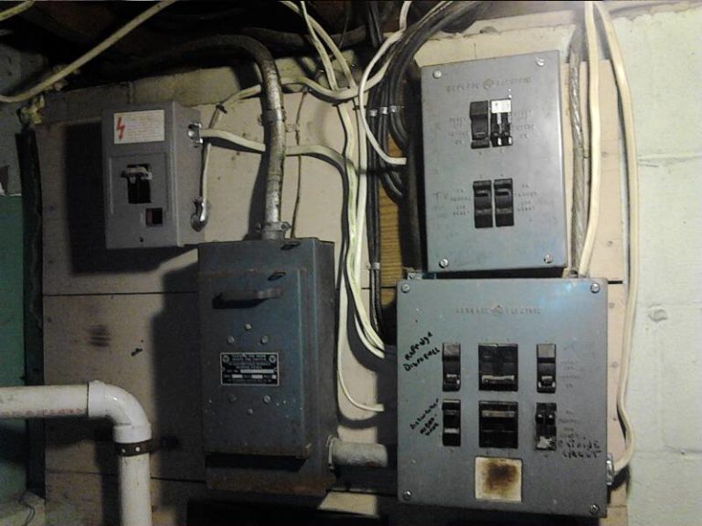 About Breakers And Fuse Boxes Buyers Inspection Service 0331